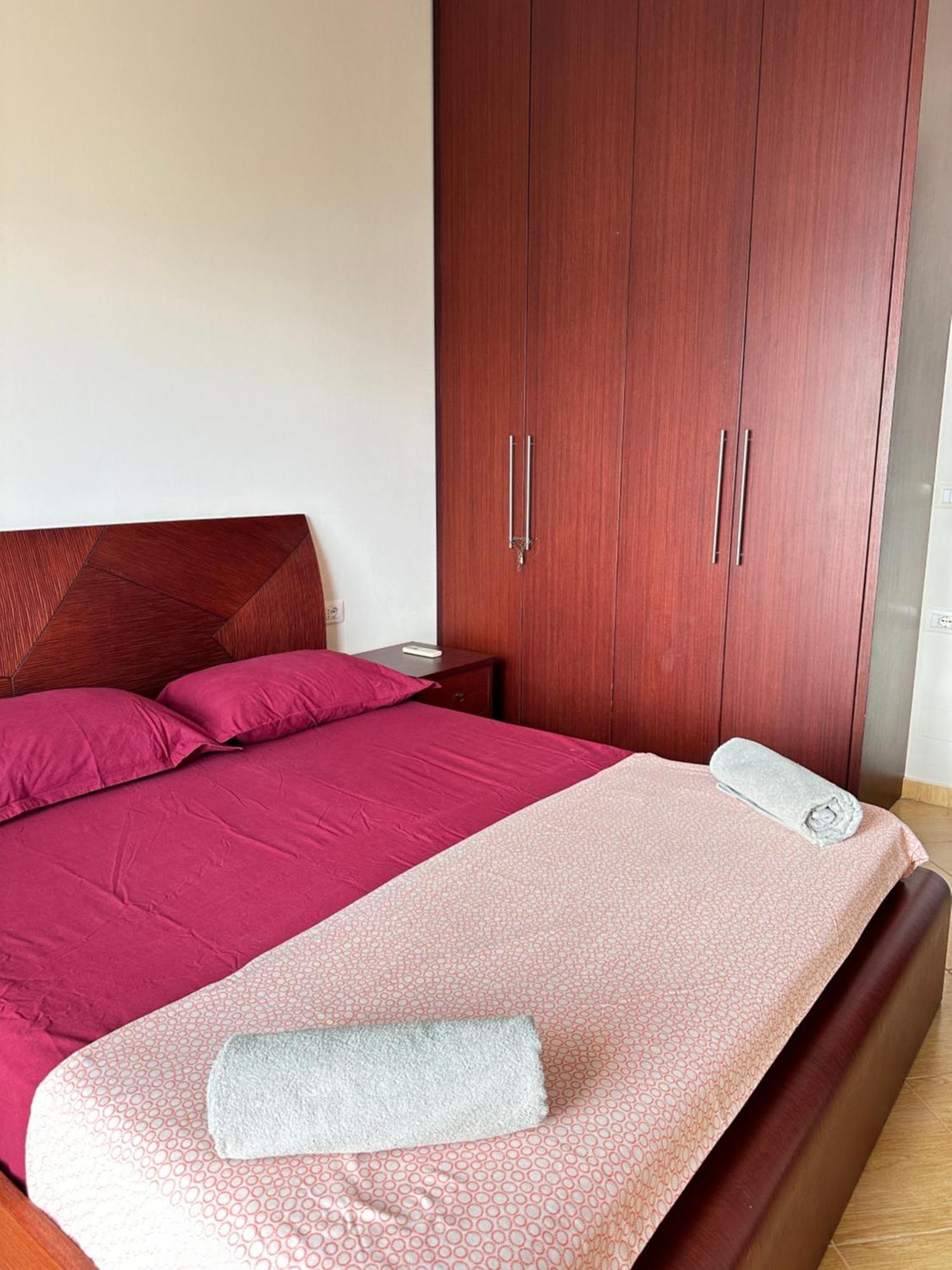 Agora Sea View Apartment Sarandë Eksteriør billede