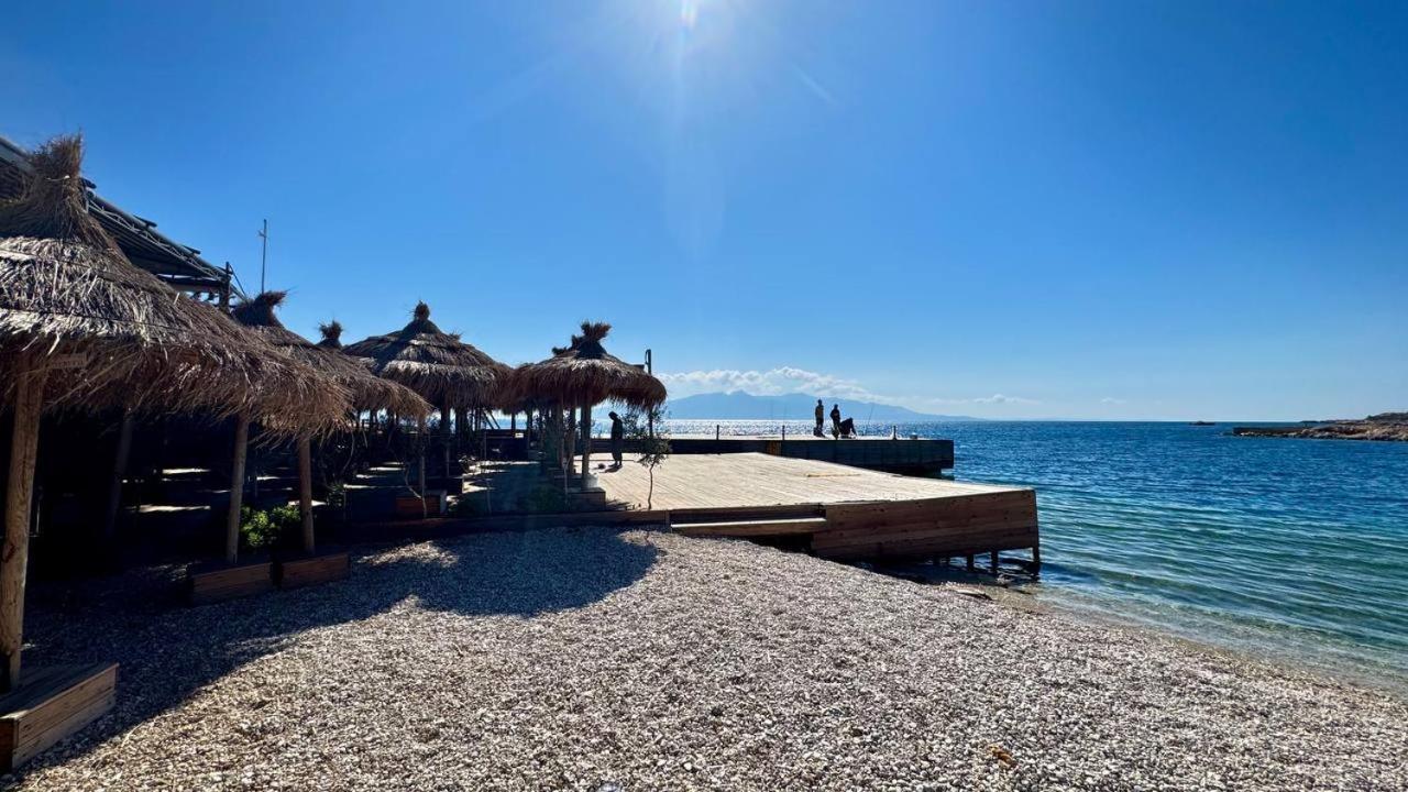 Agora Sea View Apartment Sarandë Eksteriør billede