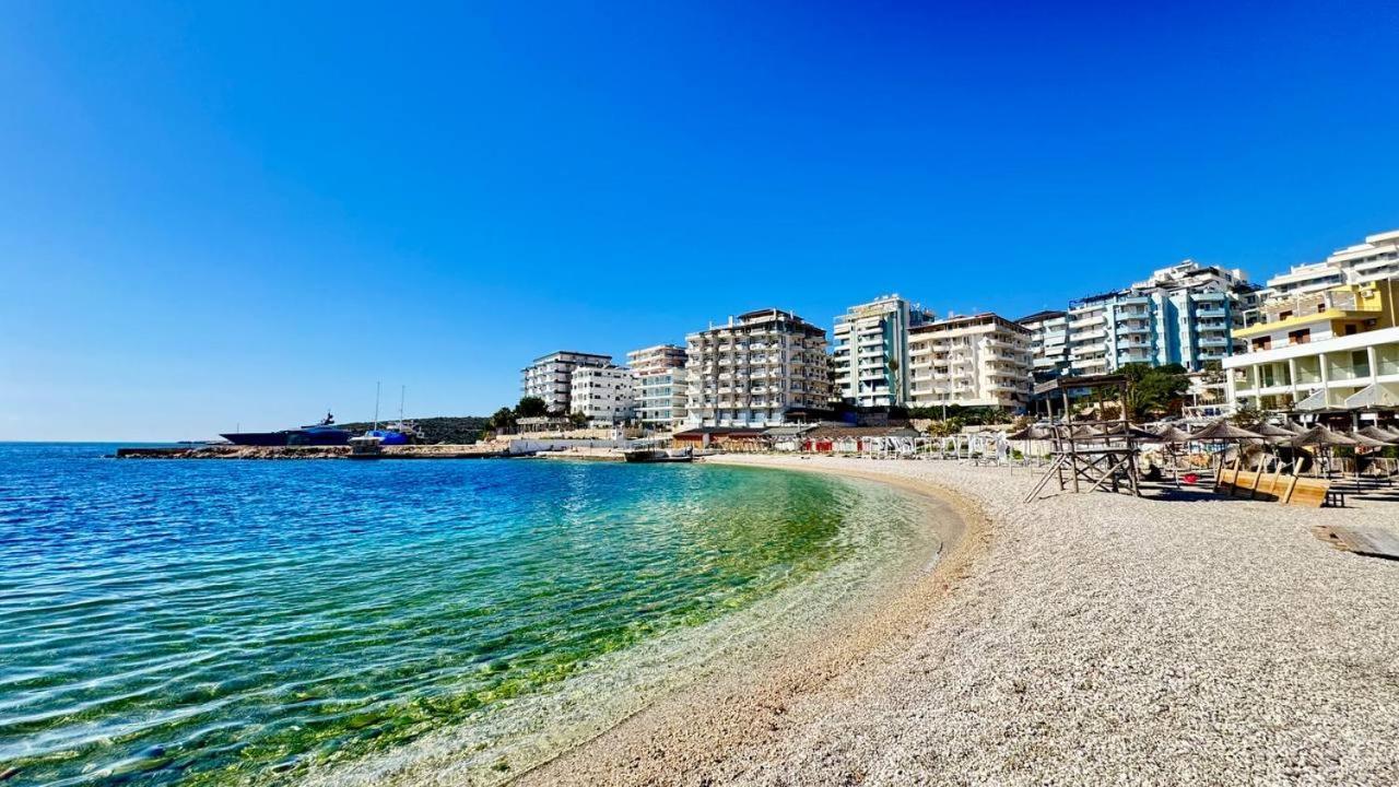 Agora Sea View Apartment Sarandë Eksteriør billede